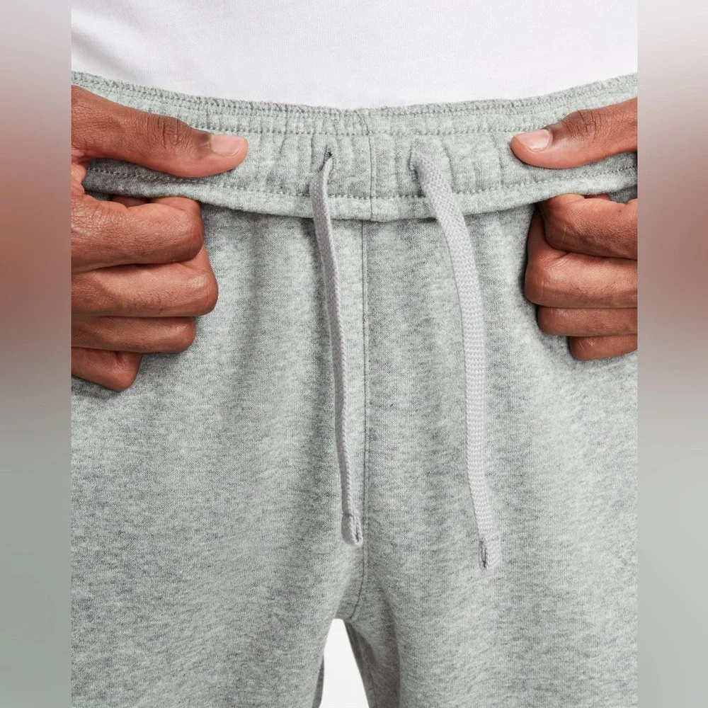 Nike Sportswear Club Fleece Joggers Gray Size Small BV2671-063